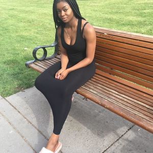 Meet your Posher, Leah